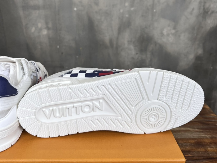 Louis Vuitton LV trainer LVT-220