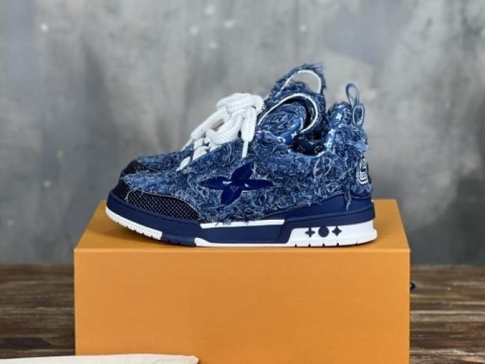 Louis Vuitton LV trainer LVT-218