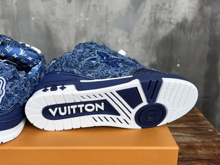 Louis Vuitton LV trainer LVT-218